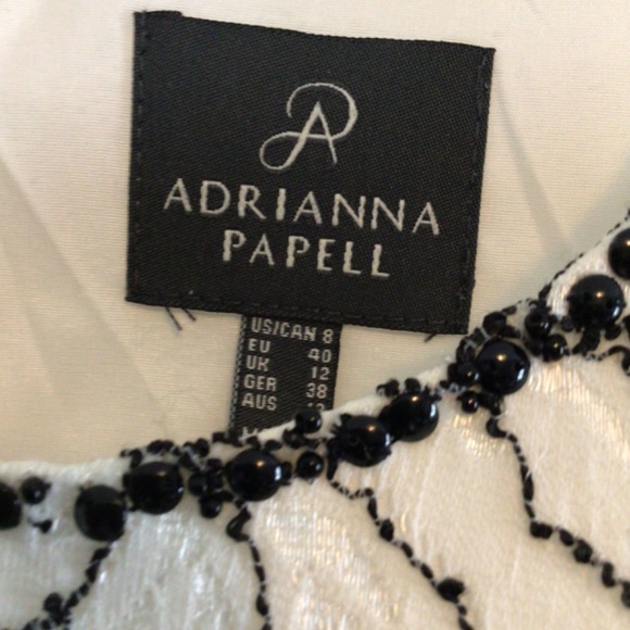 Adrianna Papell Short Sleeves Knee Lenght White and Black Lace Dress size 8 - Picture 4 of 7